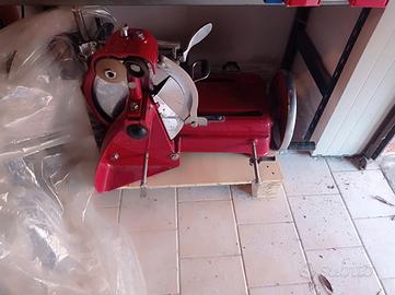 Affettatrice imitazione berkel buone condizioni