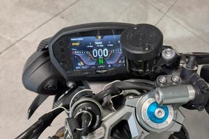 Triumph street triple 765 moto2 edition