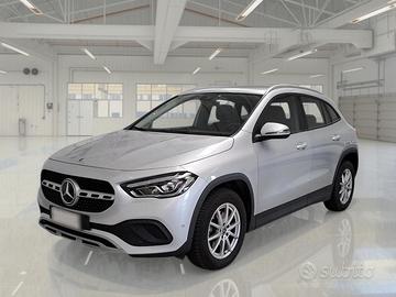 MERCEDES-BENZ GLA 200 D AUTOMATIC BUSINESS EXTRA C