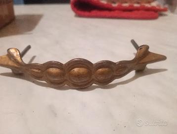 Maniglia vintage per mobili