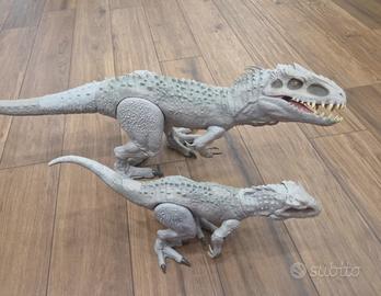 Lotto 2 Dinosauri  INDOMINUS REX medio e gigante
