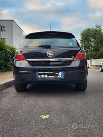 Opel Astra Sport