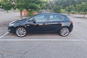 opel astra j 2010
