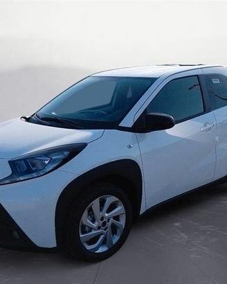 Toyota Aygo X 1.0 VVT-i 72 CV 5 porte Active KM 0 