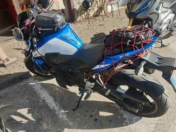 Suzuki GSR 750 - 2015