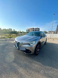 Alfa Romeo Stelvio Q4