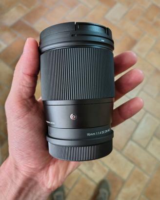 Sigma 16mm f/1.4 DC DN C