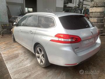 Ricambi usati Peugeot 308 sw 2018 1.5 DIESEL yho1