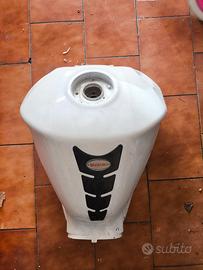 Serbatoio Suzuki gsr750