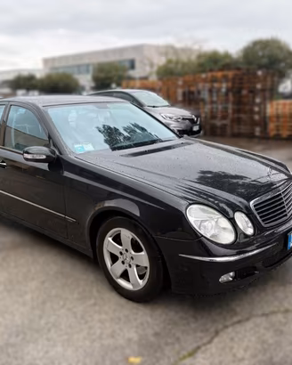 MERCEDES E220 AVANTGARDE 2004 12 MESI DI GARANZIA