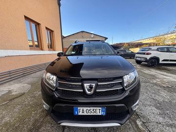 Dacia Sandero 1.5 dCi 8V 75CV Start&Stop La Gazzet