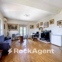 SALONE E DUE CAMERE RISTRUTTURATO TUSCOLANA