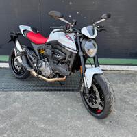 Ducati Monster 937 Plus