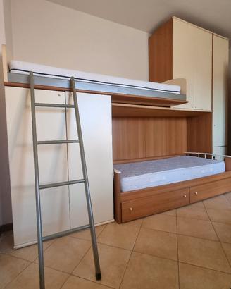 Cameretta completa con 2 letti e armadio