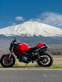 Ducati Monster 796