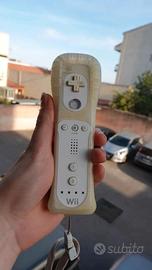 Telecomando Nintendo Wii con laccio e gommino