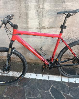 Mountain bike 