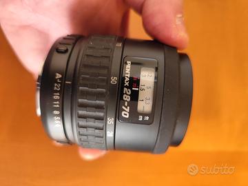 obiettivo  Pentax 28-70  fa al f4  (attacco K)