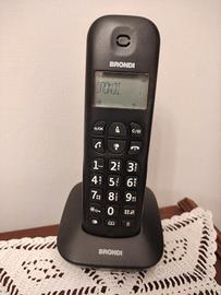 due telefoni fissi da casa