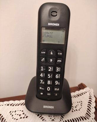 due telefoni fissi da casa