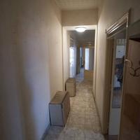 3 VANI IN CENTRO DA RISTRUTTURARE DI FRONTE L'UNIV