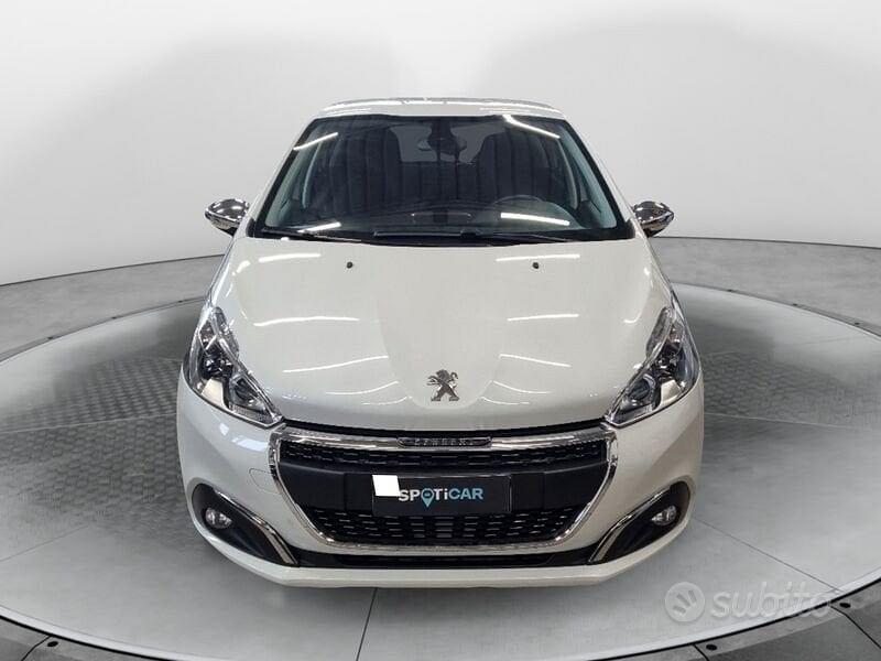 Nuova PEUGEOT 208: il Reveal - Siena Motori