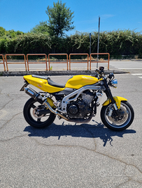 Triumph daytona speed triple 955i