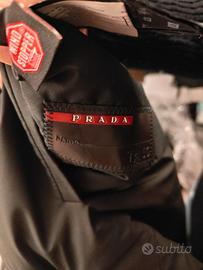 Blazer nero marca Prada