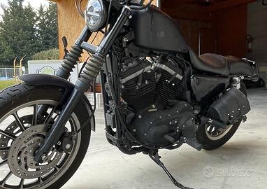 Harley Davidson sportster 883