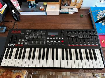 AKAI MPK249  Tastiera midi