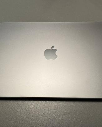 MacBook Air M2 15 pollici