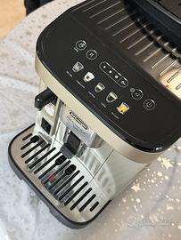 Macchina caffe de longhi magnifica evo