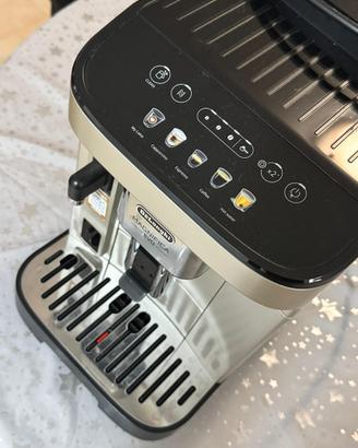 Macchina caffe de longhi magnifica evo