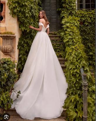 Abito da sposa Nicole Milano – modello Tinia