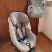 Seggiolone auto bebè confort + borsa