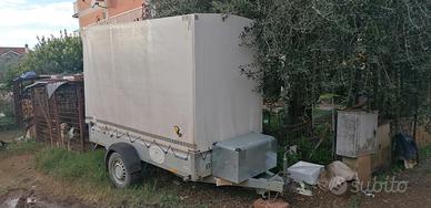 Carrello rimorchio porta tutto