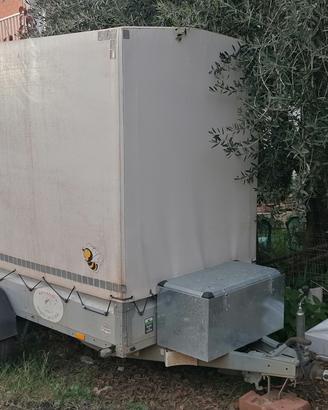 Carrello rimorchio porta tutto