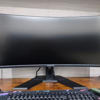 Monitor Gigabyte 34 pollici curvo