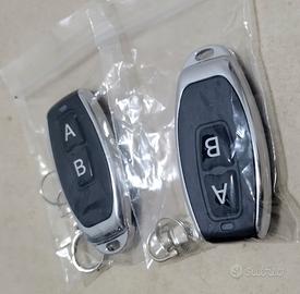 2 telecomandi a 433 Mhz programmabili MAI USATI