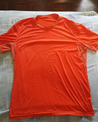 T-shirt maglietta sportiva Decathlon taglia M