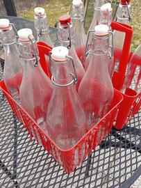 BOTTIGLIE CON PORTABOTTIGLIE