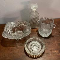 Ser oggetti in vetro