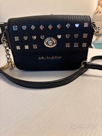 Borsetta blu byblos nera e oro