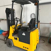 Carrello elevatore / Muletto