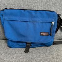 Tracolla grande Eastpak blu