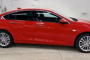 Opel Insignia automatica Turbo 1400 cc benzina