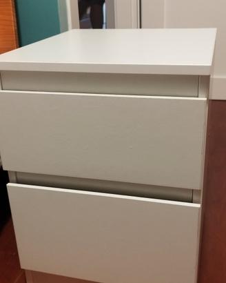 Comodino Ikea bianco 