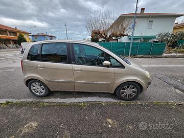 Lancia Musa 2005 platinum 1.3 multijet