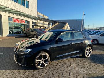 AUDI A1 SPB 30 TFSI Identity Black EDITION