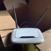 TP-Link TL-WR841N Router Wi-Fi N300Mbps
